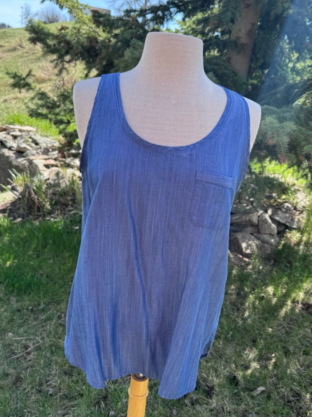 LOFT Chambray Tencel Scoop Neck Pocket Tank Top